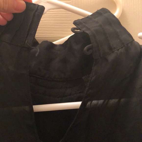 Silk sleeveless blouse - Picture 3 of 4